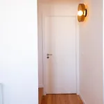 Daire Riverfront Stylish - Waterfront 2br