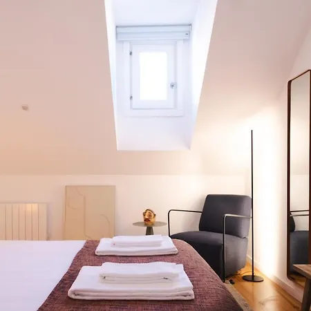 דירה Riverfront Stylish - Waterfront 2br ויאנה דו קסטלו