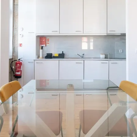 Riverfront Stylish - Waterfront 2br * ויאנה דו קסטלו