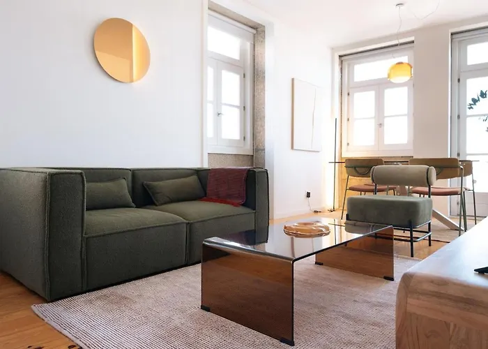 Riverfront Stylish - Waterfront 2br Апартаменты *