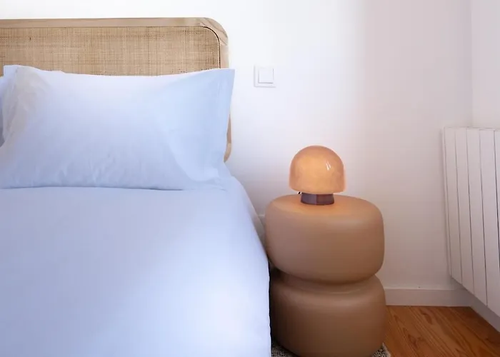 Апартаменты Riverfront Stylish - Waterfront 2br